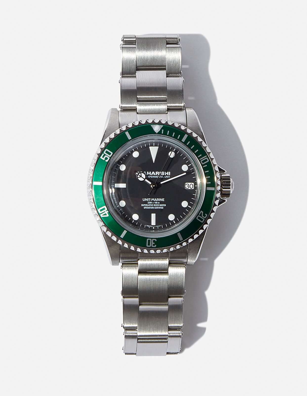 ss22_9500-green-marine-watch_steel-silver_10_1440x
