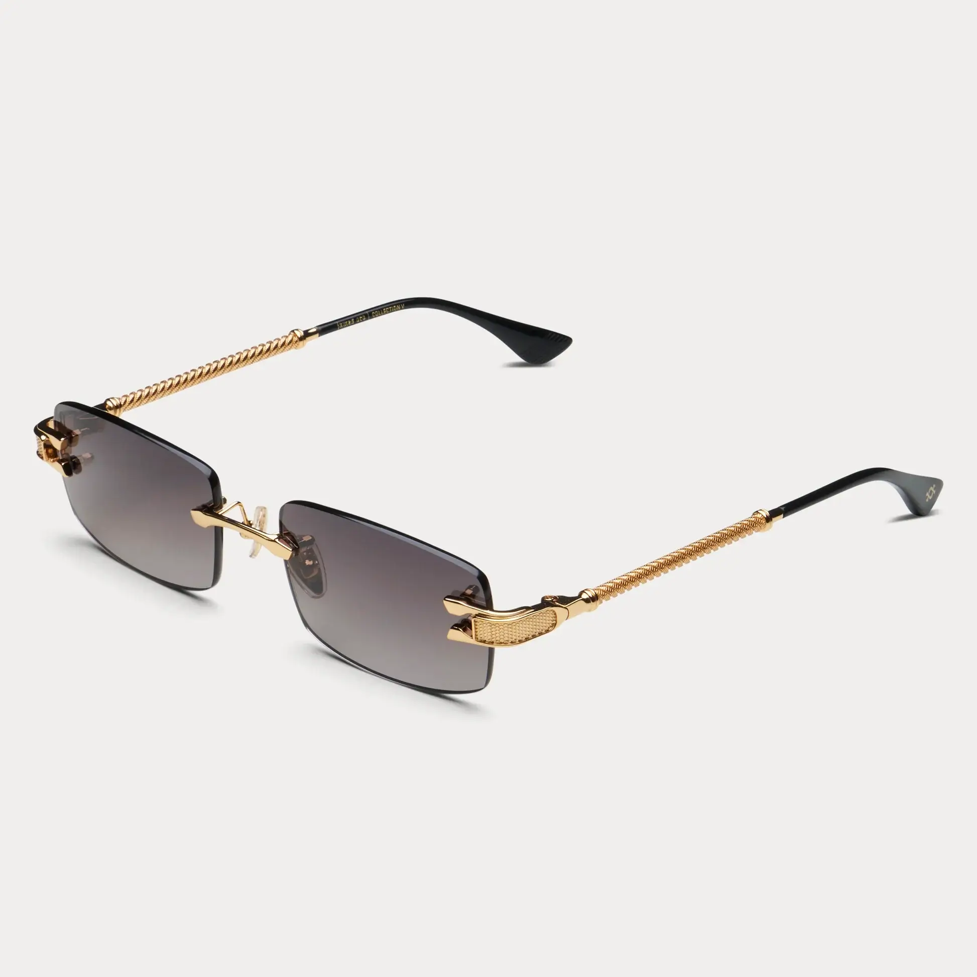 MAGNUS_3:4 VIEW_BLK:GLD
